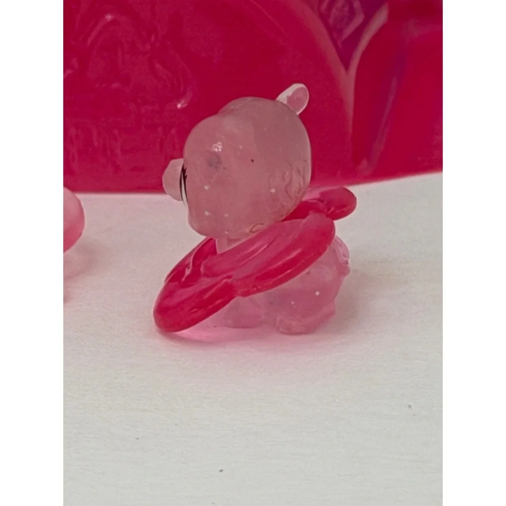 Hasbro Littlest Pet Shop Toy with Pink Pot New Miniature Mini Pets Two Tiny Figs